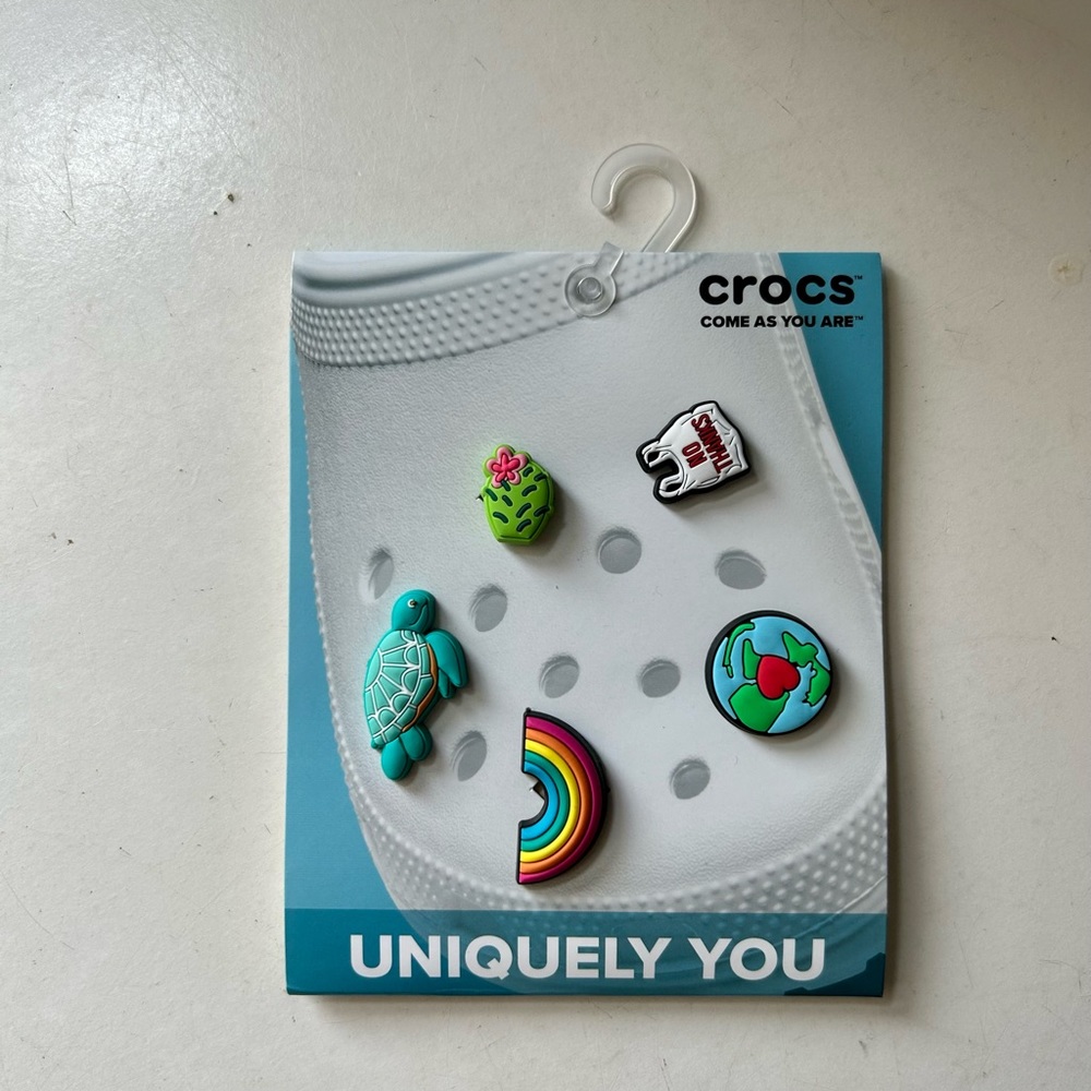 Crocs accessories
